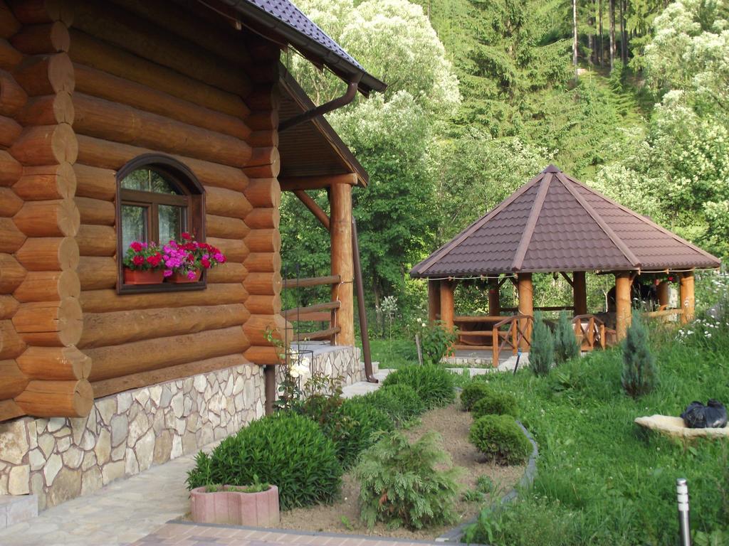 Cabana Piatra Runcului Vatra Moldovitei Bagian luar foto