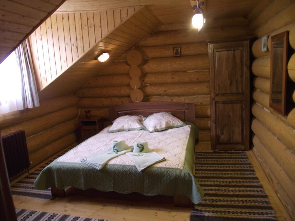 Cabana Piatra Runcului Vatra Moldovitei Bagian luar foto
