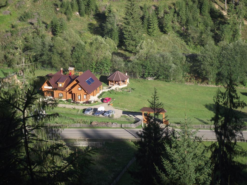 Cabana Piatra Runcului Vatra Moldovitei Bagian luar foto