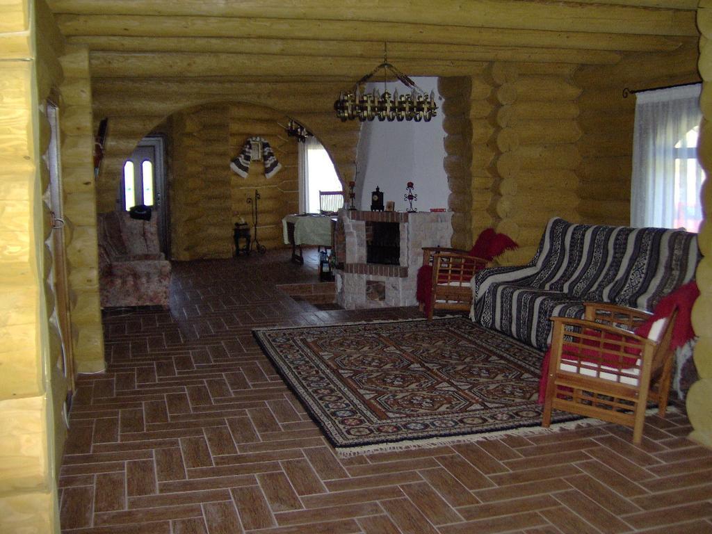 Cabana Piatra Runcului Vatra Moldovitei Bagian luar foto