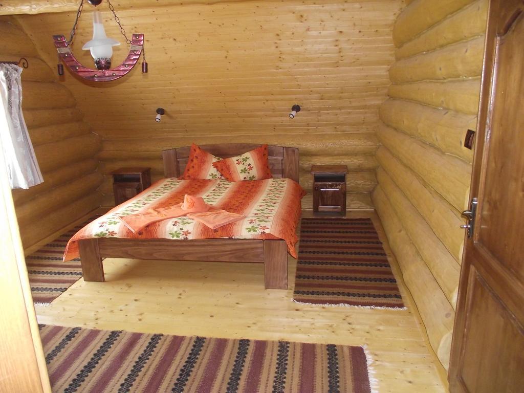 Cabana Piatra Runcului Vatra Moldovitei Ruang foto